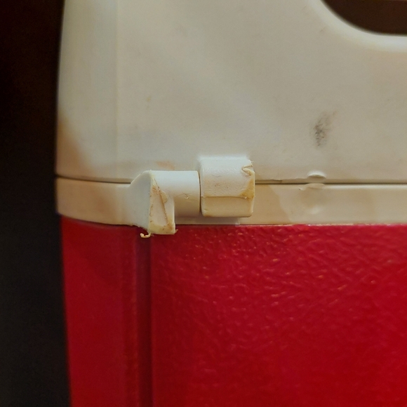 VTG Coleman Lunchbox Icebox Cooler Rare Red White GUC - Picture 4 of 13